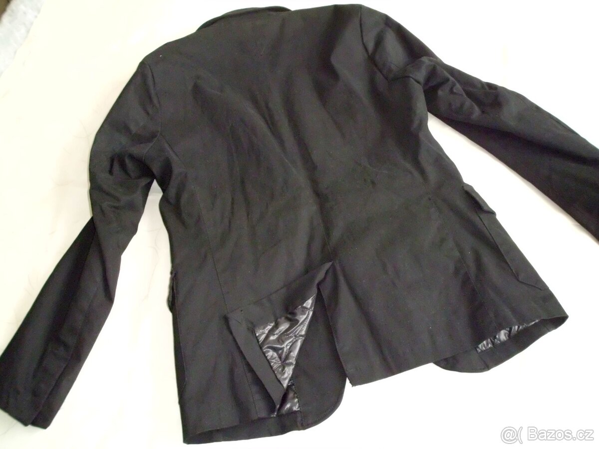 Piazza Italia nový pánsky sakový kabátik zateplený M - 3