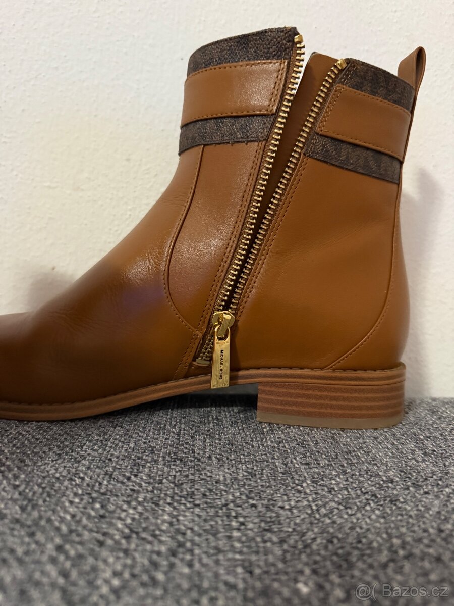 Michael Kors US 8,5 - 3