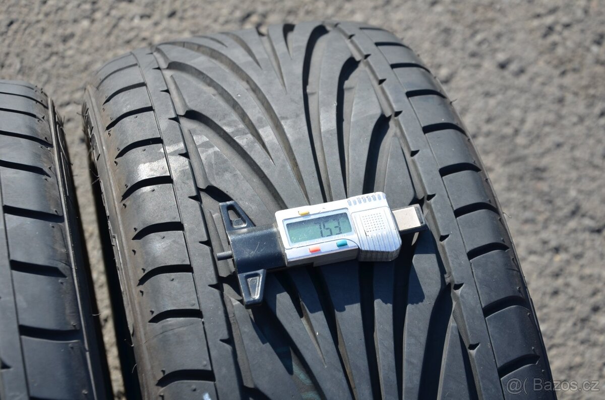 215/45 R15 84V - zánovní letní pneu Toyo Proxes - 3