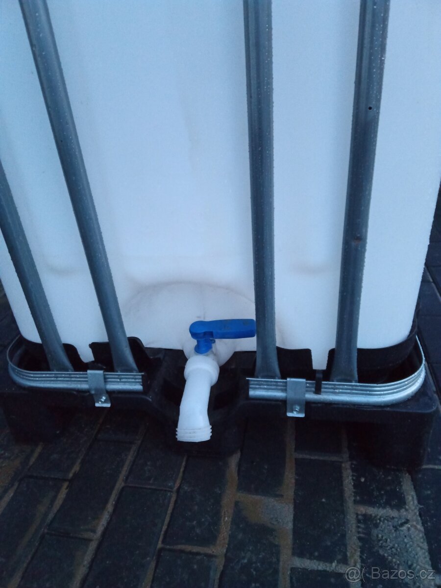 600l Plastová nádrž ibc - 3