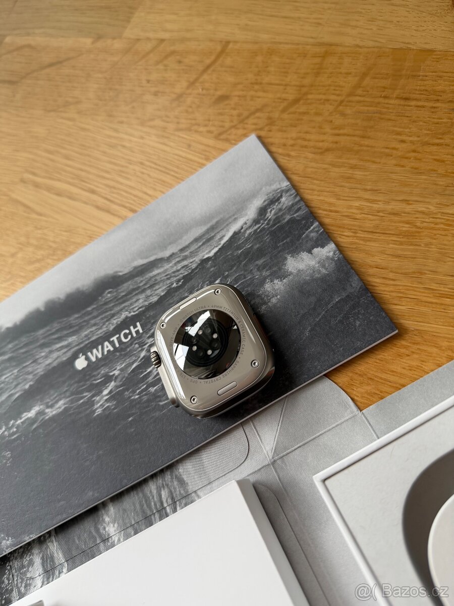 Apple Watch Ultra 2 - 3