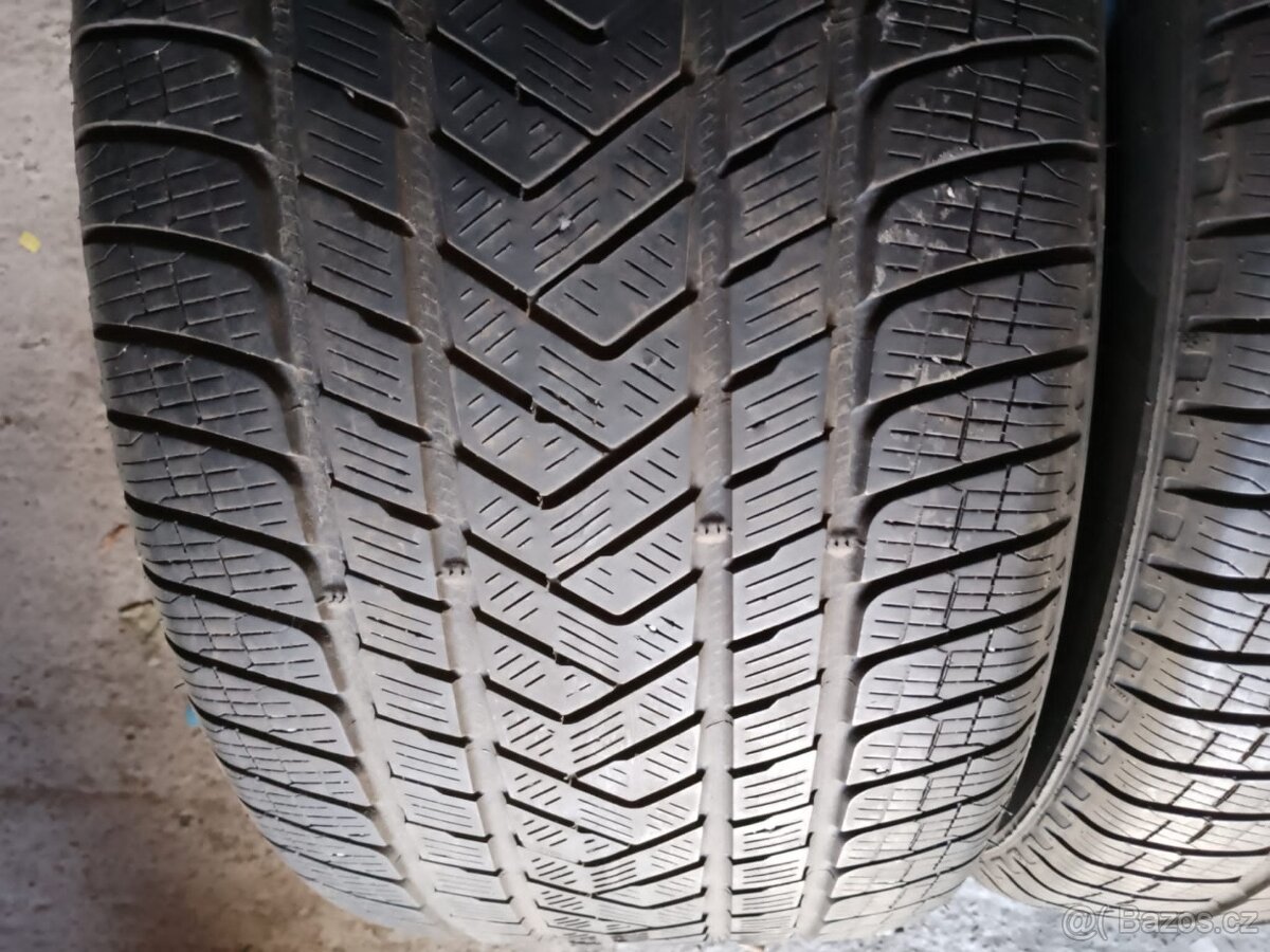 315/45/21 116v Pirelli - zimní pneu 2ks - 3