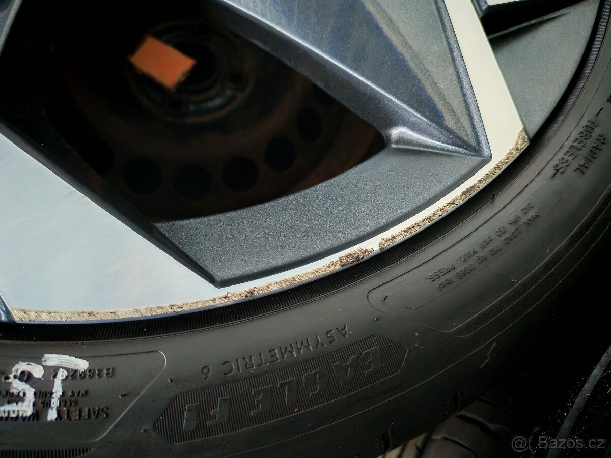 ALU disk Škoda Superb IV 8Jx19H2 ET44 - 3