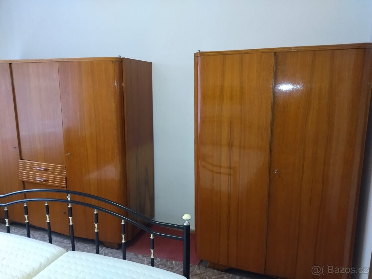 Souprava nábytku 60.léta - 3