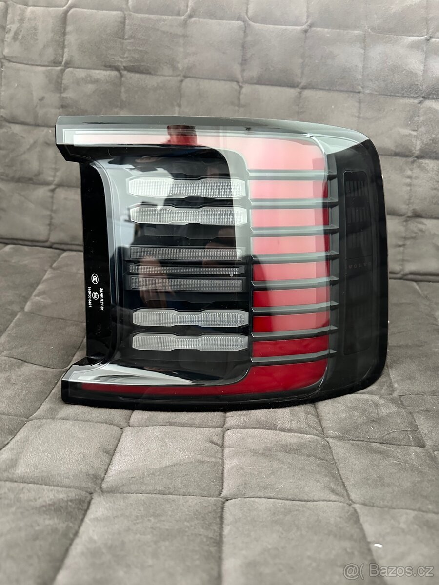 Volvo EX30 P.Z. světlo - 3