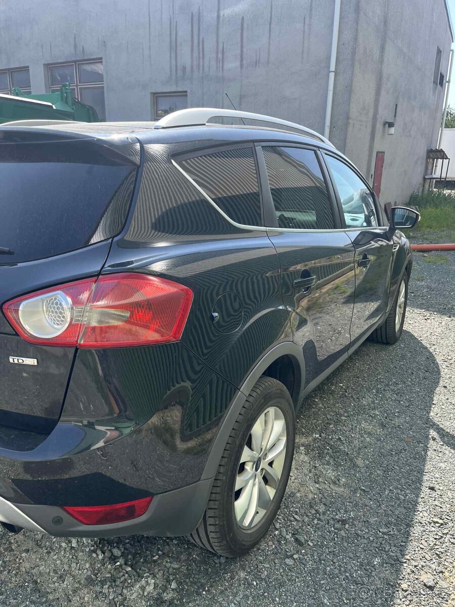 Ford Kuga - 3
