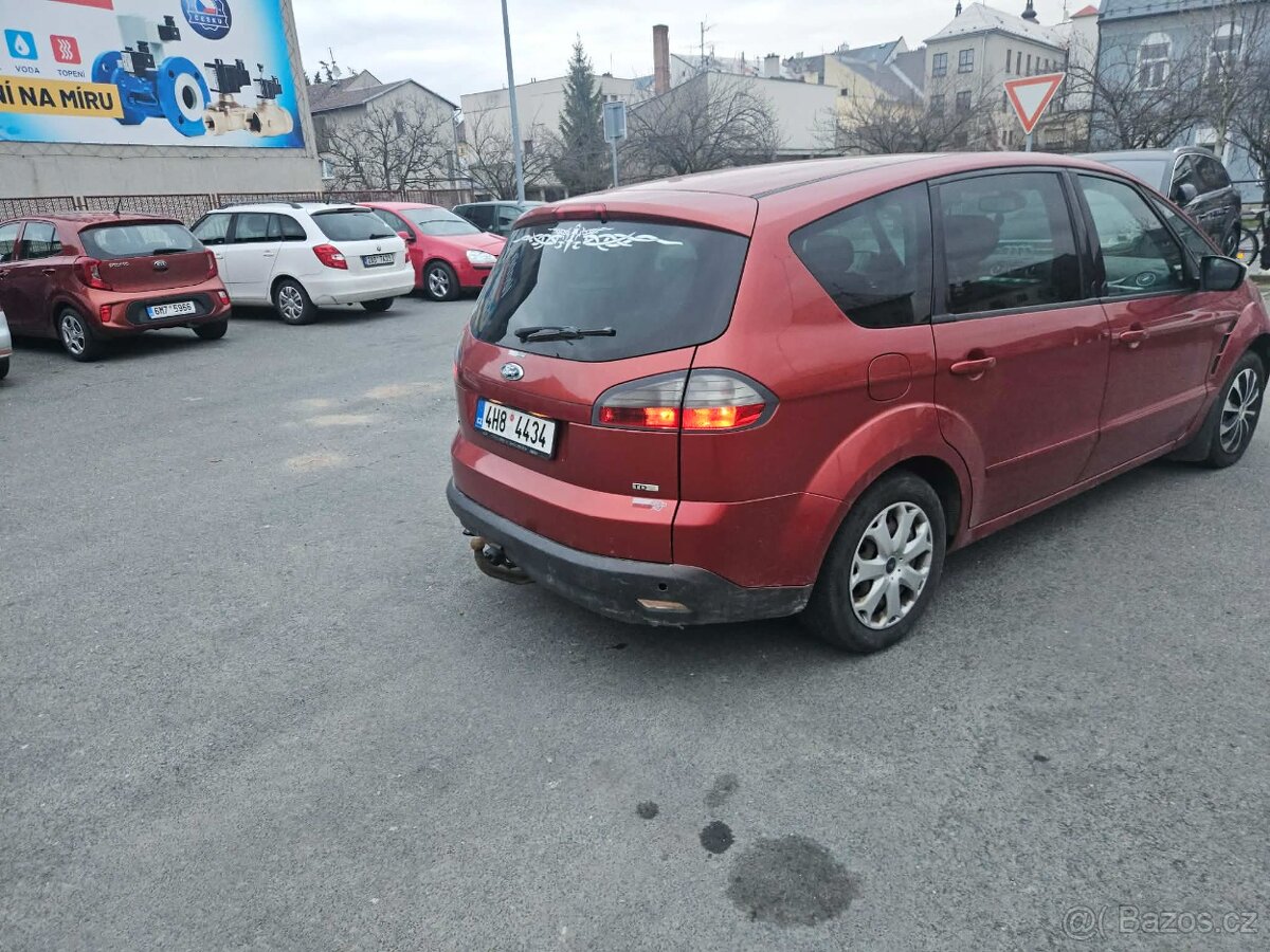 Ford s-max 2.0tdci 103kw 7 míst - 3