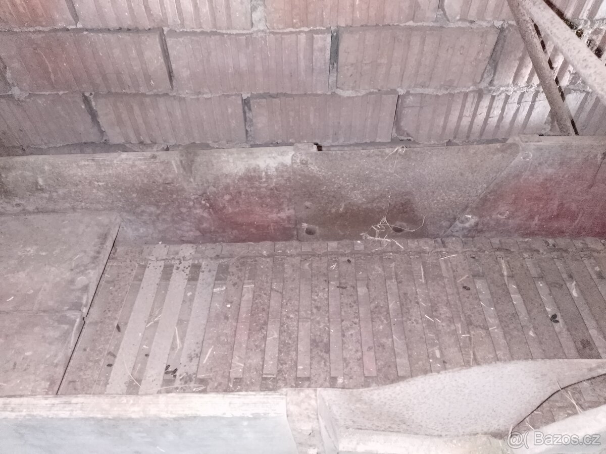 Stará řezačka - 3