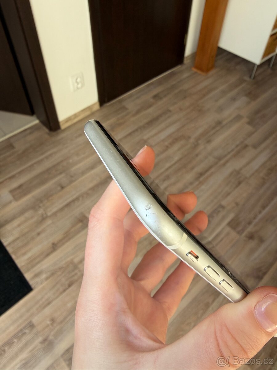 Iphone SE 2022 - 3