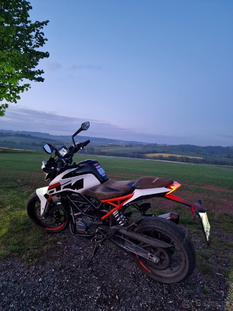 Ktm duke 125 - 3