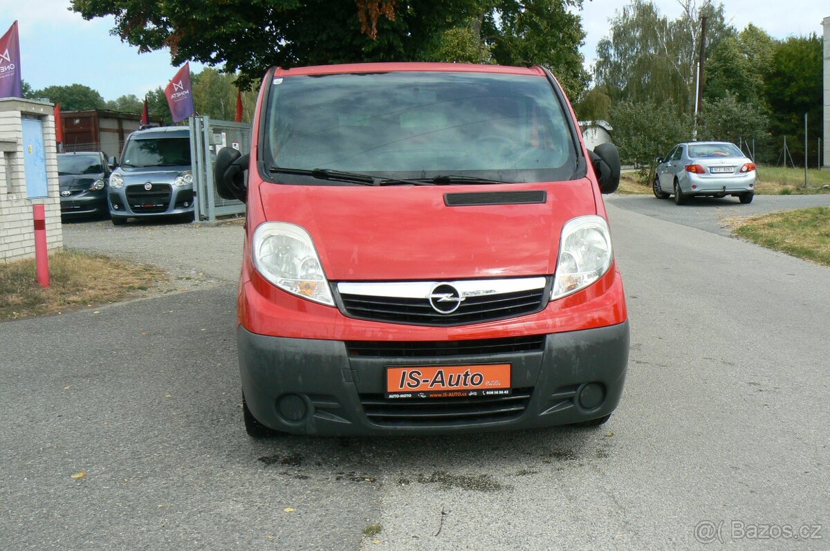 Opel Vivaro 2.0CDTi -2009 -3 místa - 3