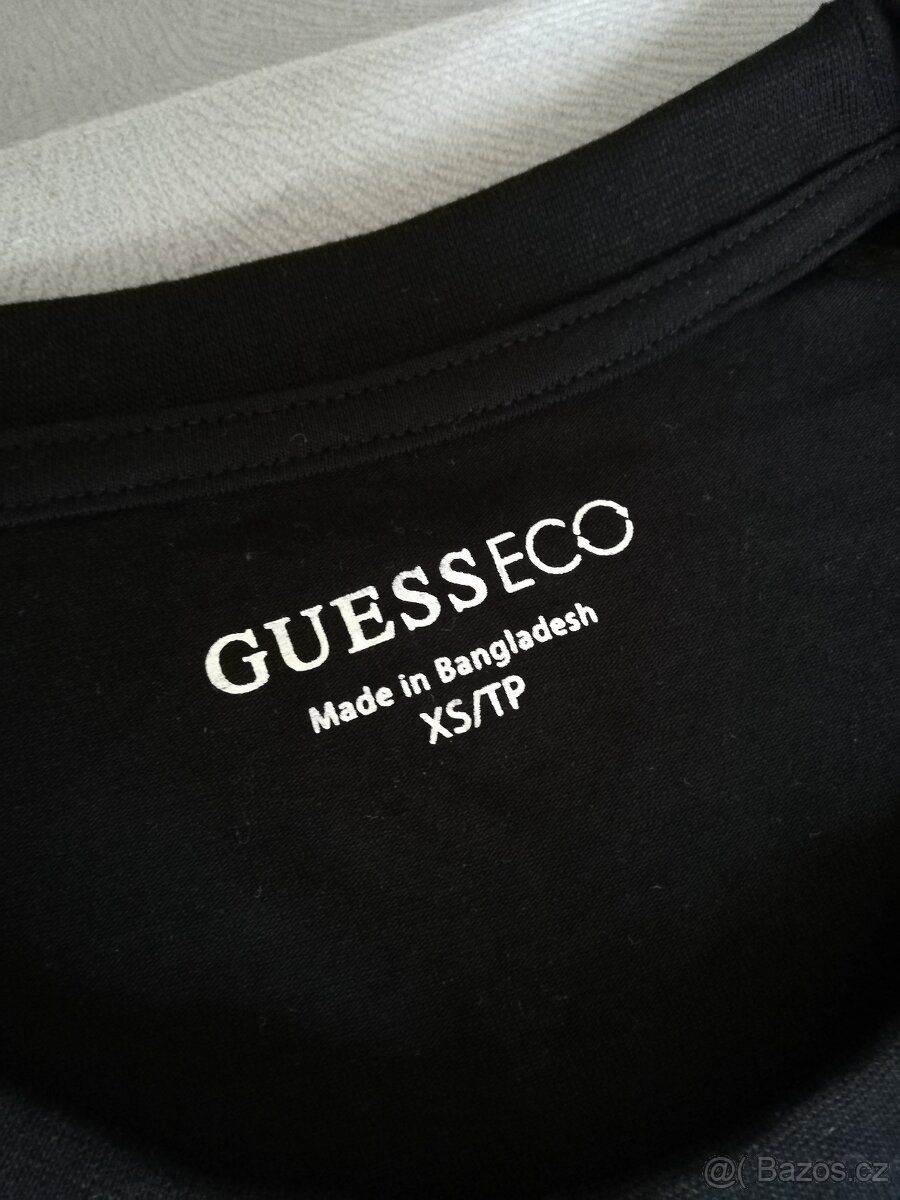 Dámské černé tričko Guess - 3