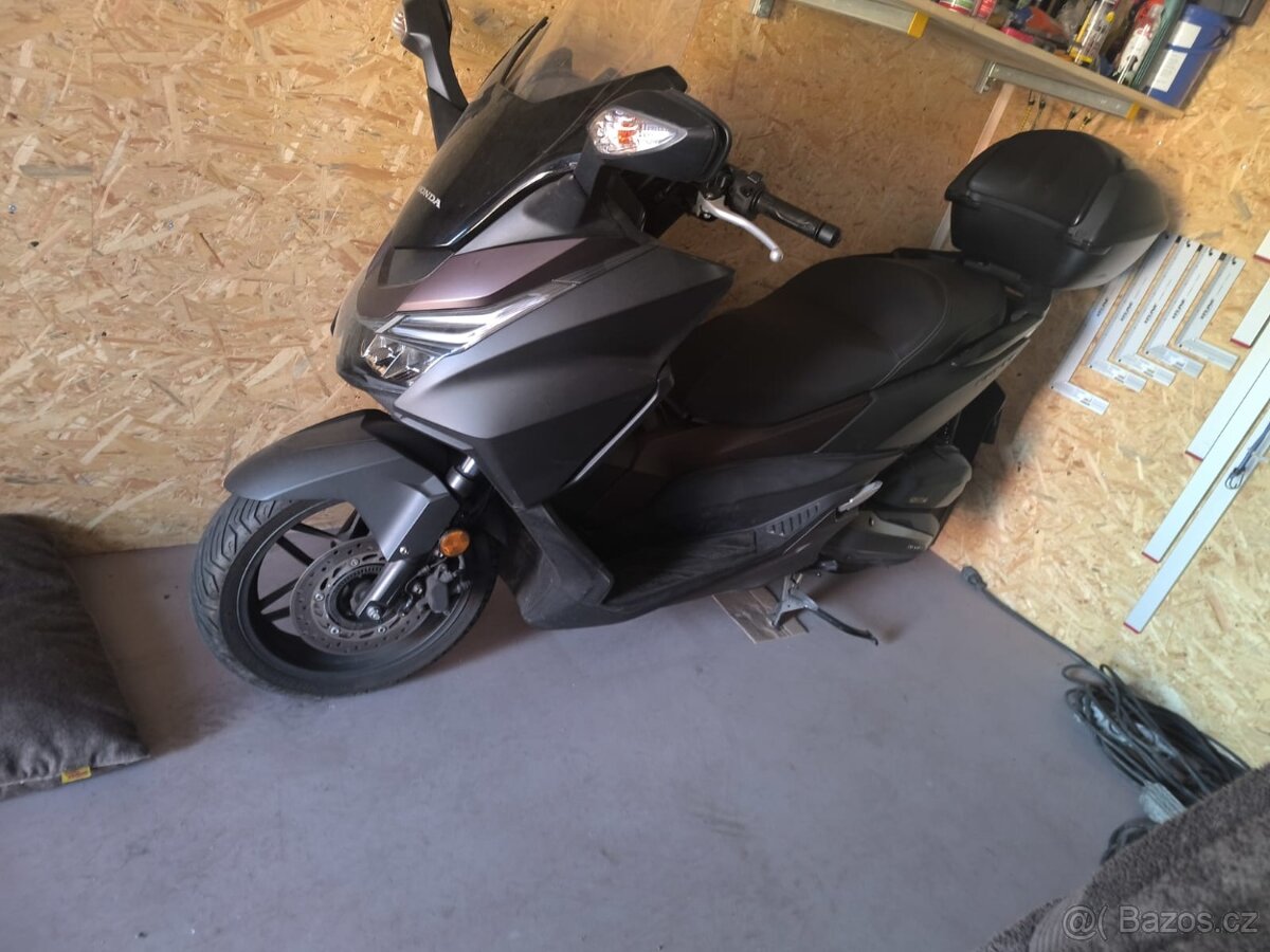 Honda Forza 125 - 3