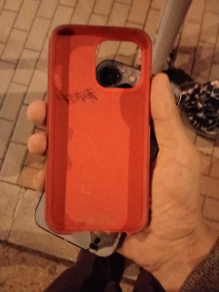 IPhone - 3