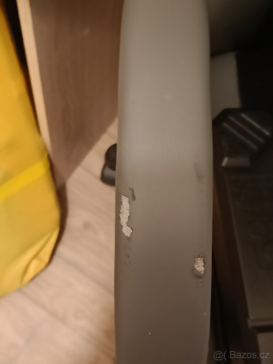 Kancelářská herní židle - 3