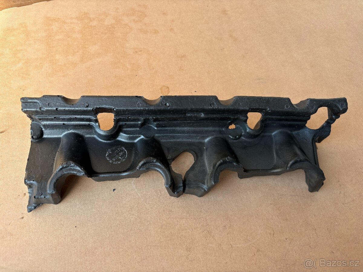 Odhlučnění vstřiků motoru VW CXE 2.0Tdi 04L103954AR - 3