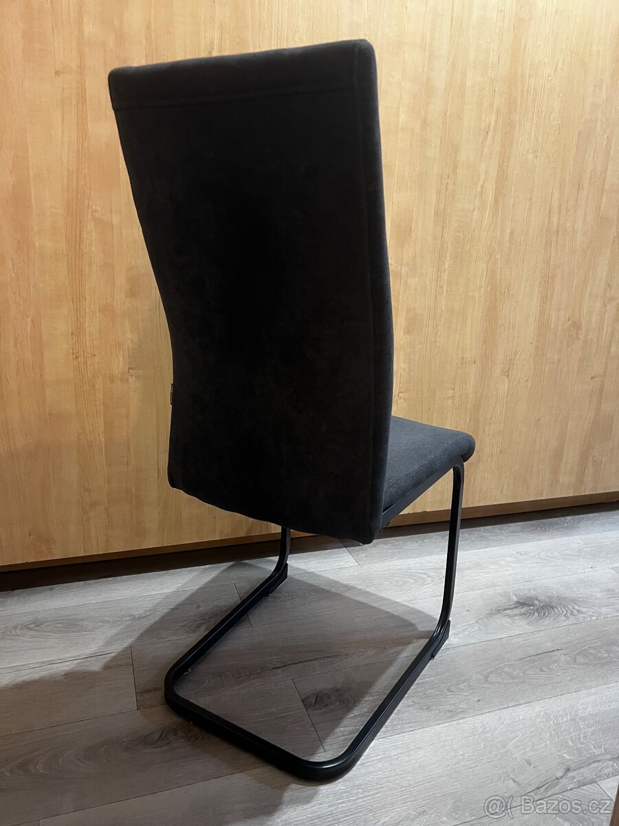 Houpací židle Carry Home XXXLutz - 3