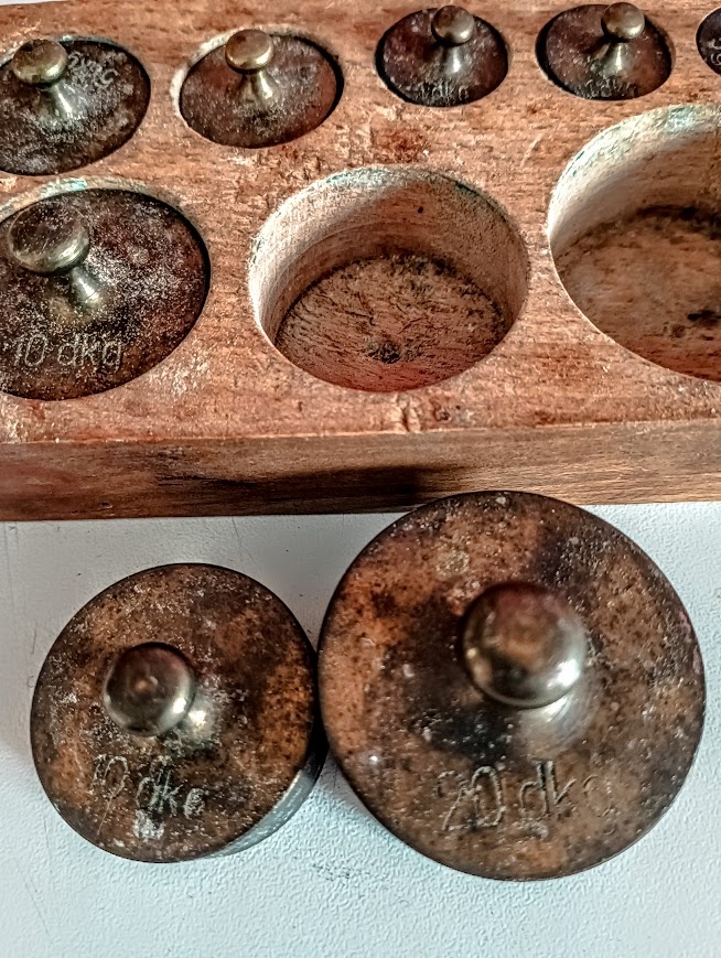 KUCHYNSKE RETRO ODVAZNIKY - 3