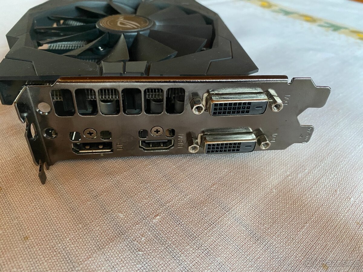ASUS ROG STRIX GTX 1050 Ti 4GB - 3