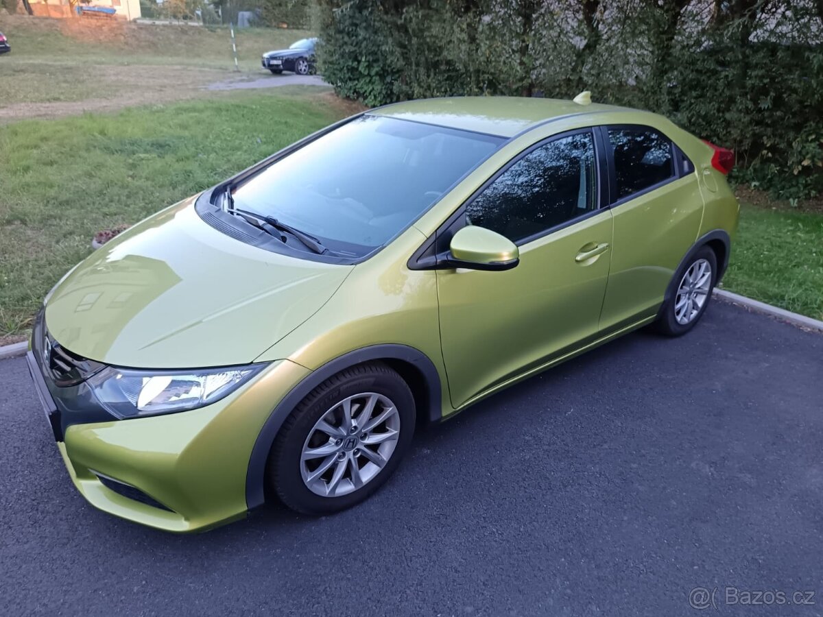 Honda Civic 1.4 Benzin 2012 - 3