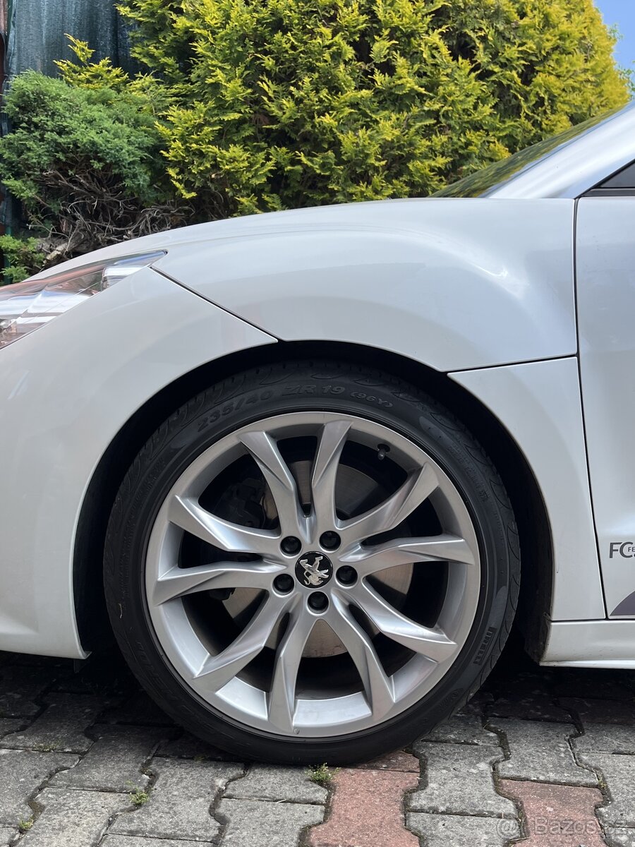 Peugeot RCZ 1.6 200 hp 2010 - 3