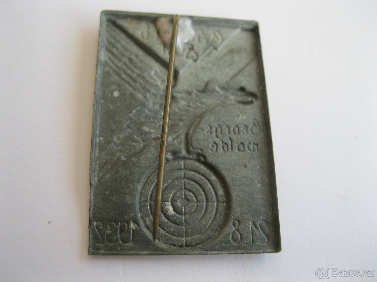 ODZNAK - NĚMECKO r. 1932 - 3