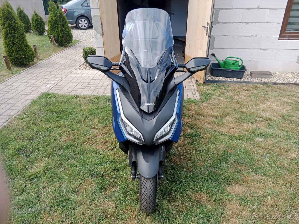 Honda Forza 125 - 3