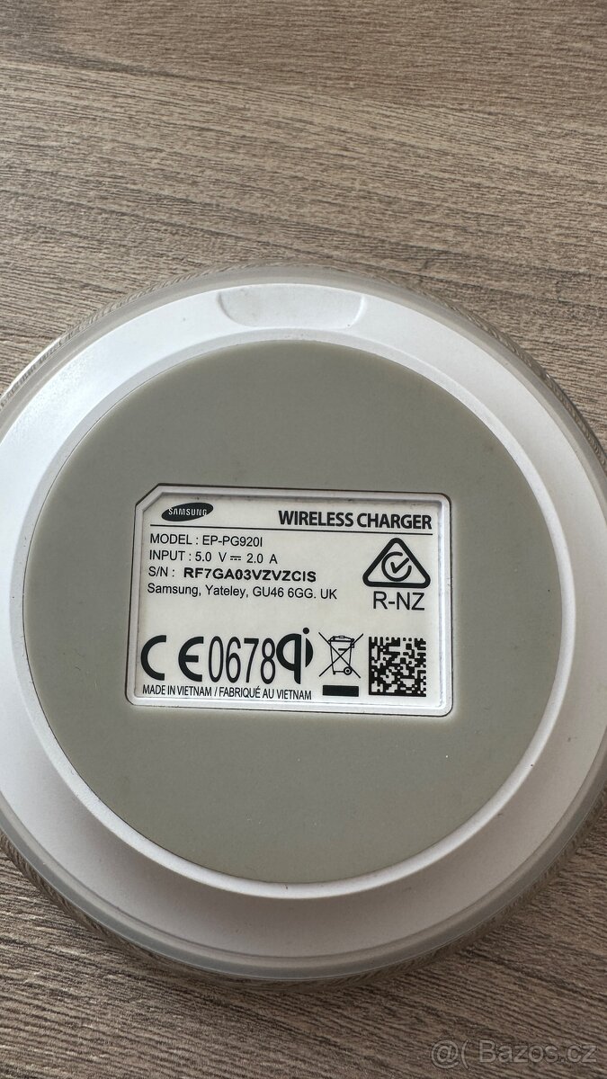 Bezdrátová nabíječka Samsung - 3