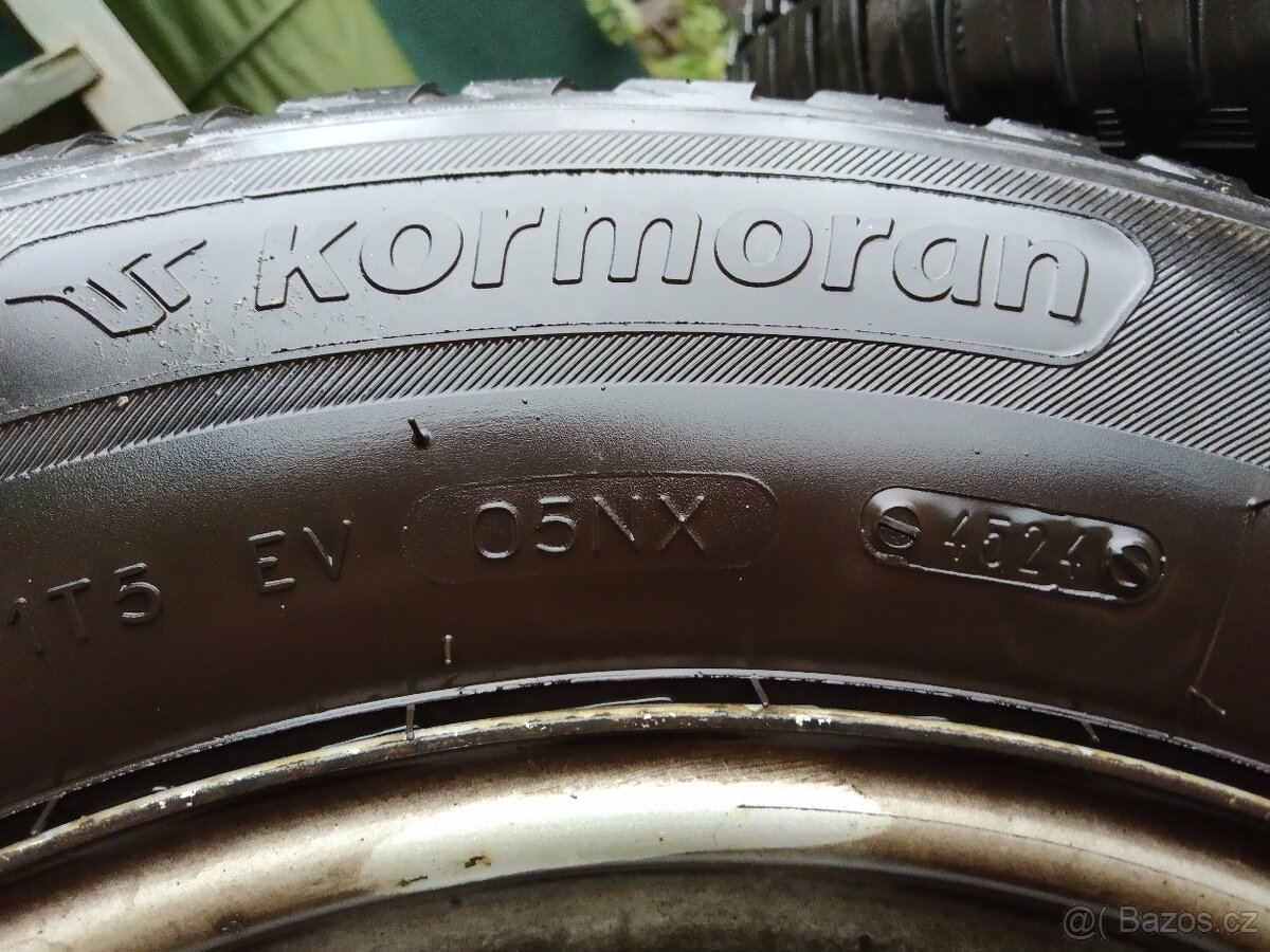 Celoroční kola na VW Transporter T5 - 3