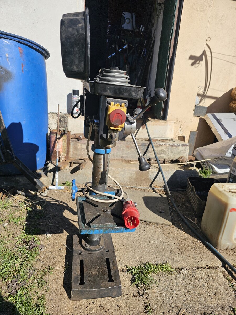 Stojanová vrtačka - 3
