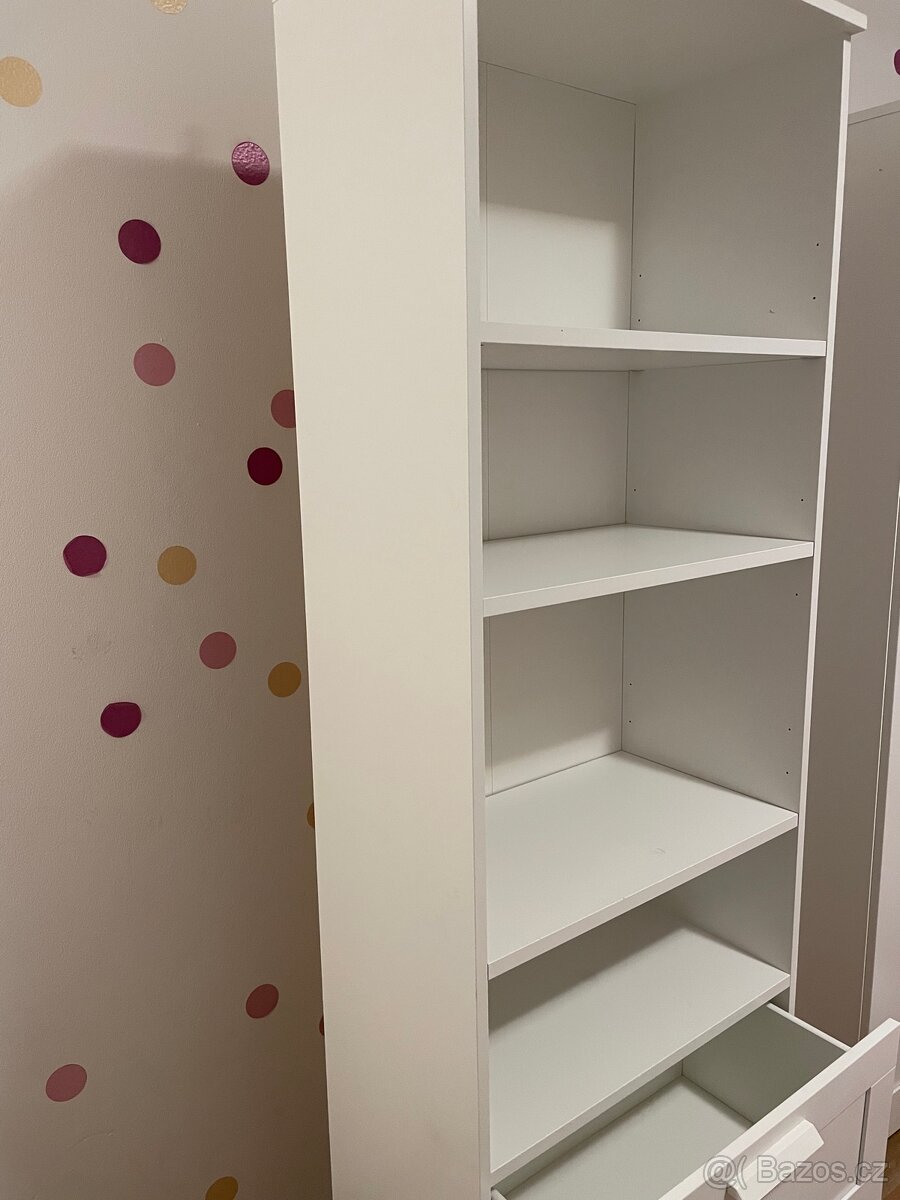 IKEA BRIMNES knihovna - 3
