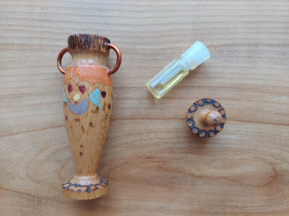 Amfora s růžovým olejem, vůně růže, Bulharsko - SLEVA - 3