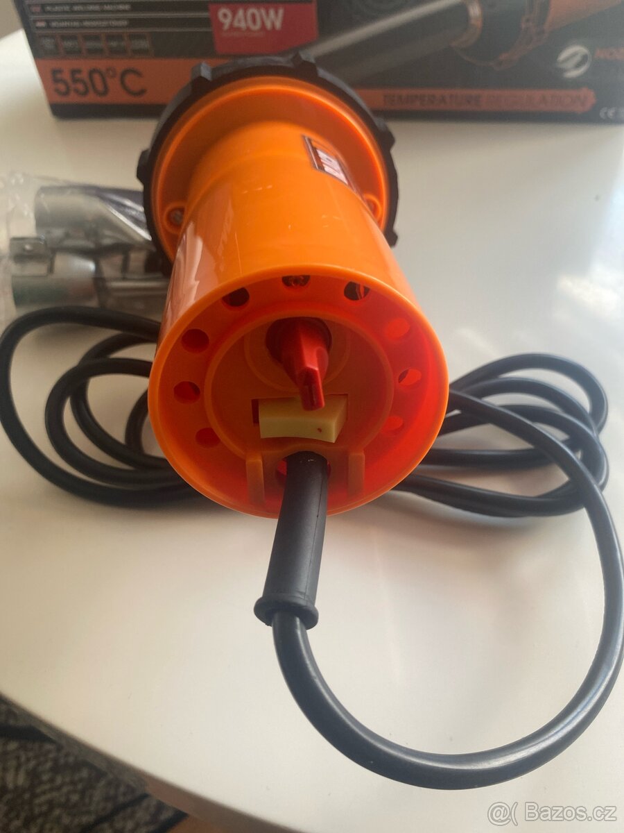 Horkovzdušná svářečka na plastové fólie nárazníky atd - 3