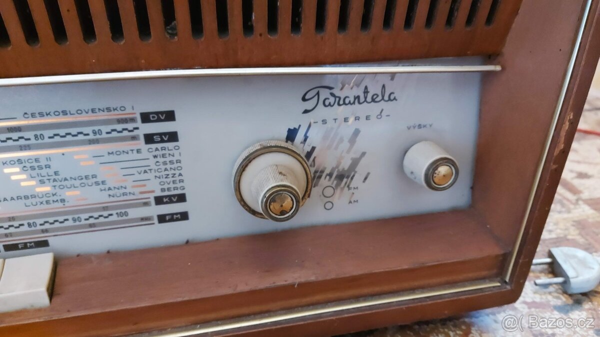 Staré rádio Tarantela - stereo radiopřijímač - 3