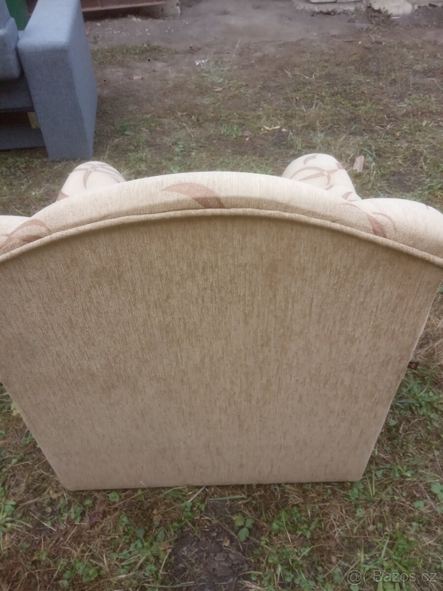 Kreslo - 3