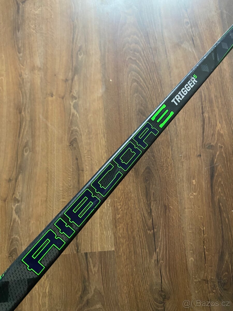 Hokejka CCM Trigger 6 95flex levá ZÁRUKA - 3