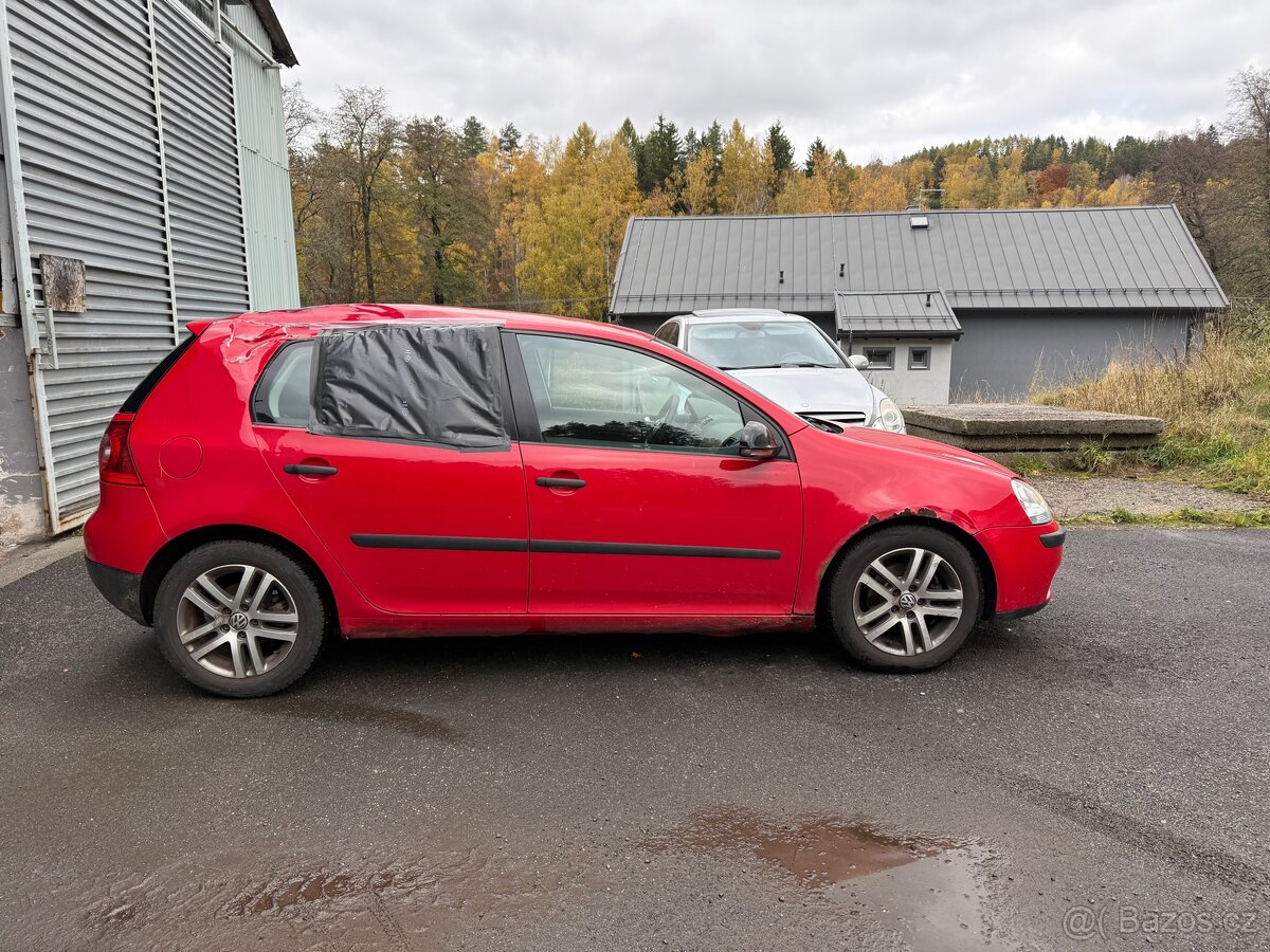 VW GOLF V 1.4 16v 2005 KLIMA ČR - 3