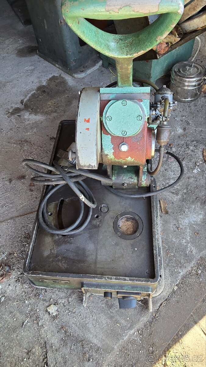 PKM 60 strojní pila - 3