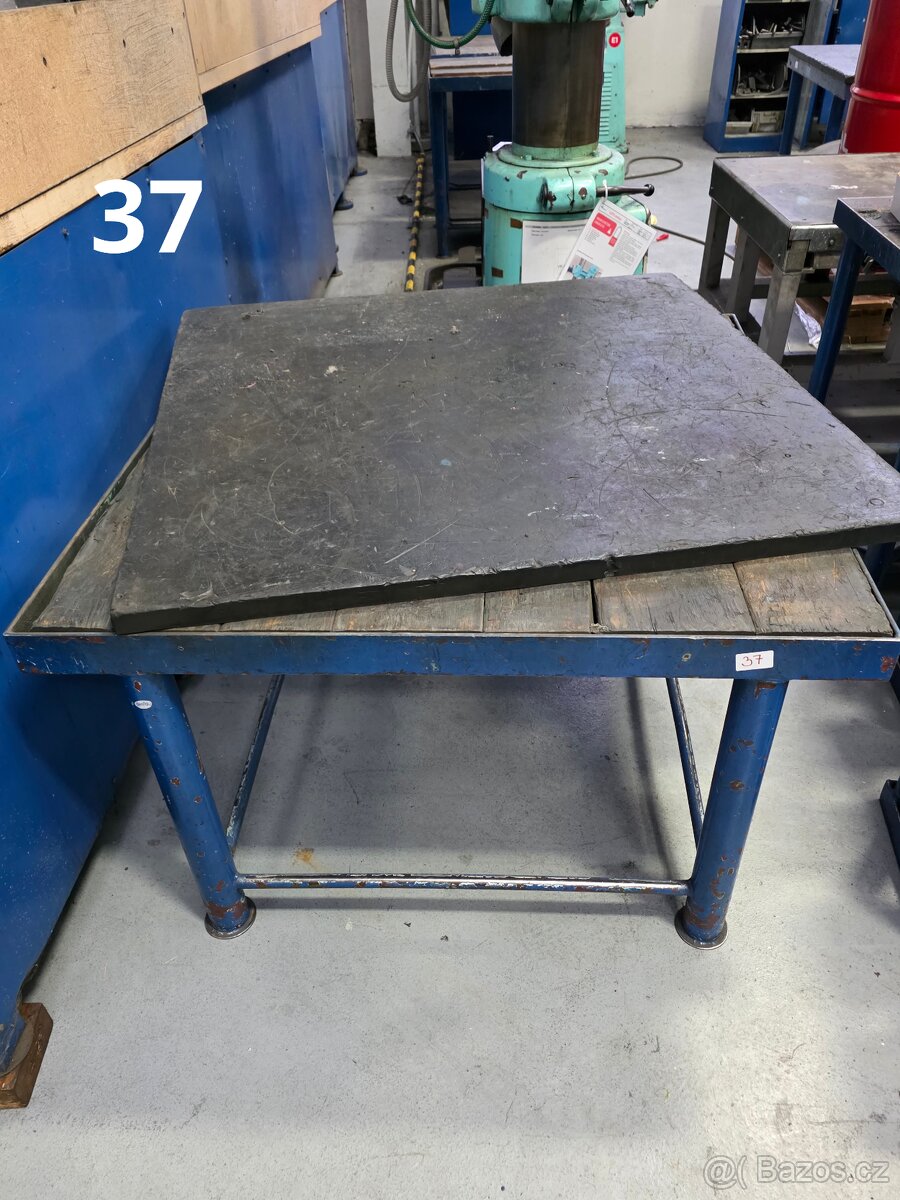 Těžký průmyslový pracovní stůl - 3