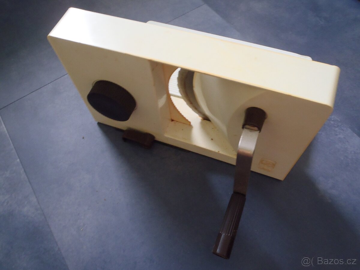 kráječ na pečivo - 3