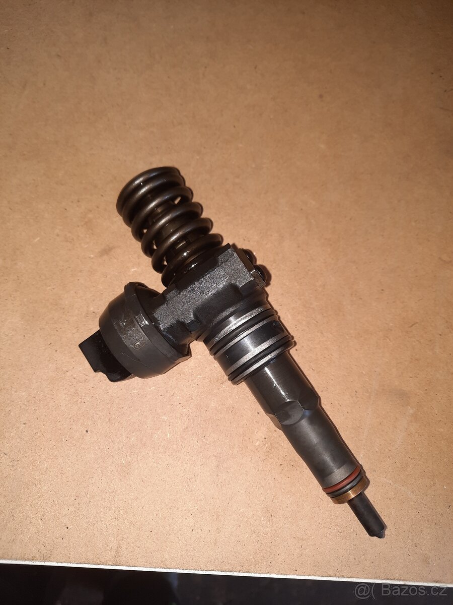 Vstřik / Tryska vstřikovací - 3