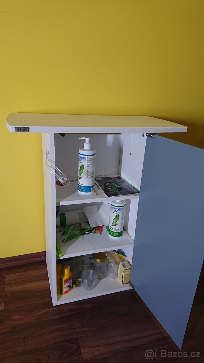 Akvarijni stolek - 3