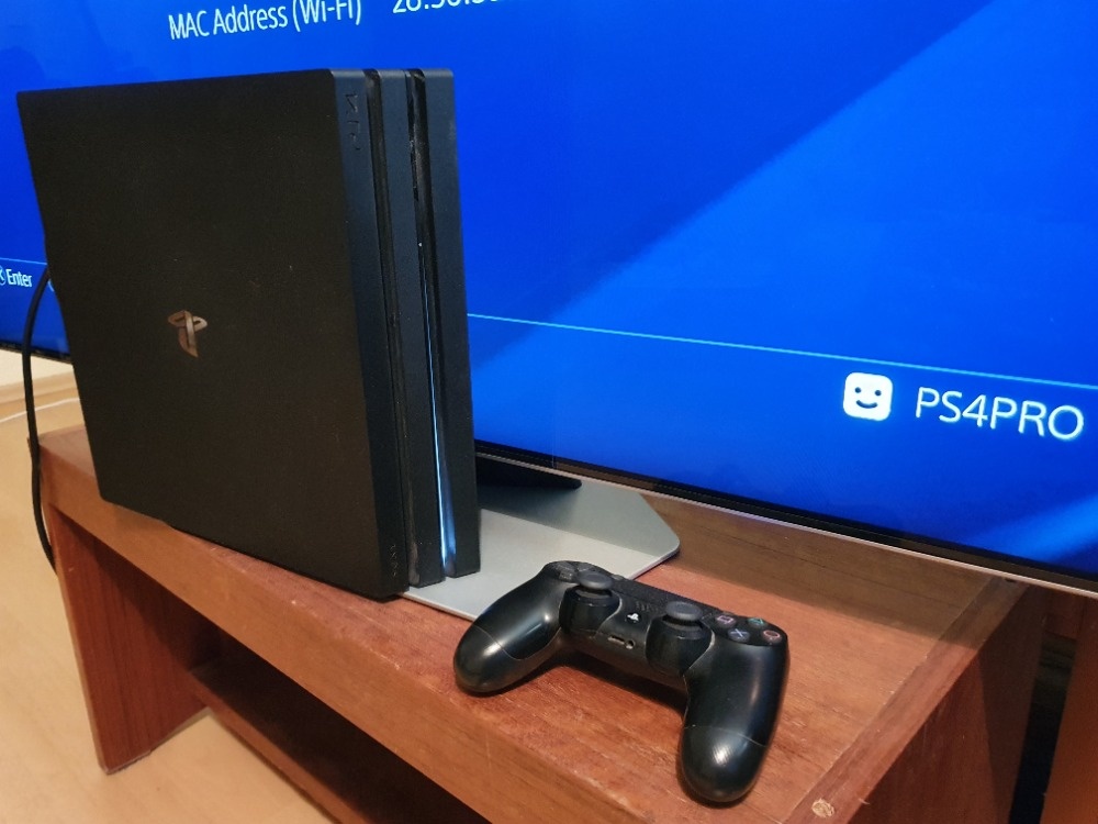 Prodám Playstation 4 PRO, Jailbreak (firmware v9.00) - 3