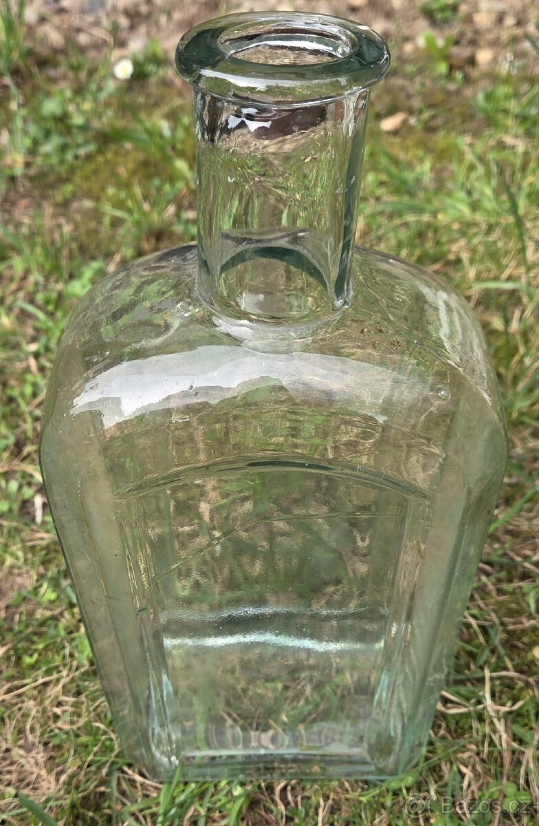 Stará skleněná flaška 2l - 3