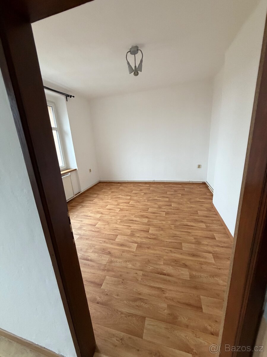 Pronájem bytu Jihlava - 3
