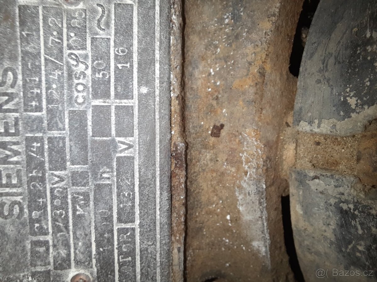 Třífázový motor Siemens, těžký na cirkulárku - 3