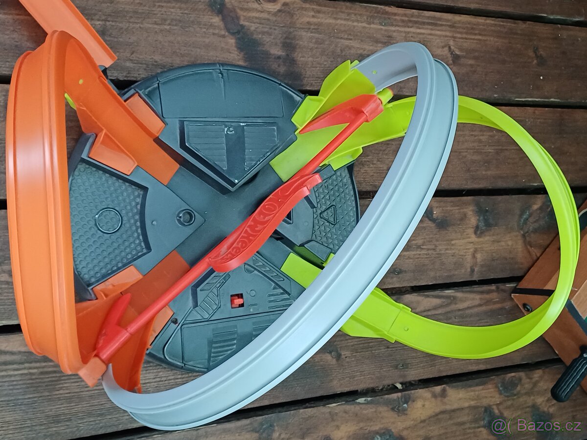 Hot Wheels dráha Roto Revolution - 3