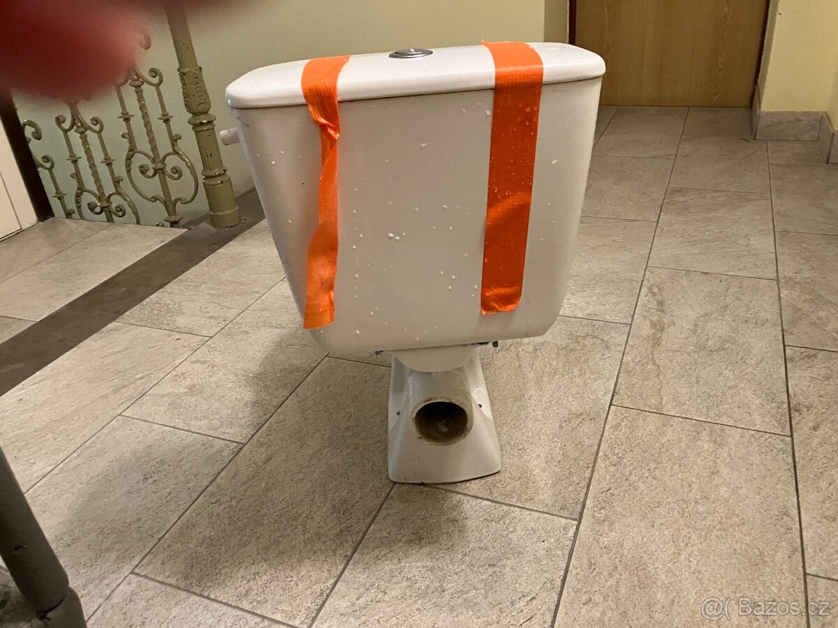 WC kombi se zadním vývodem - 3