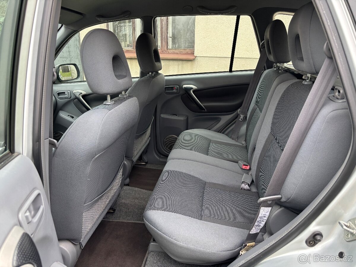 Toyota RAV4 4x4 2.0D 85KW - 3