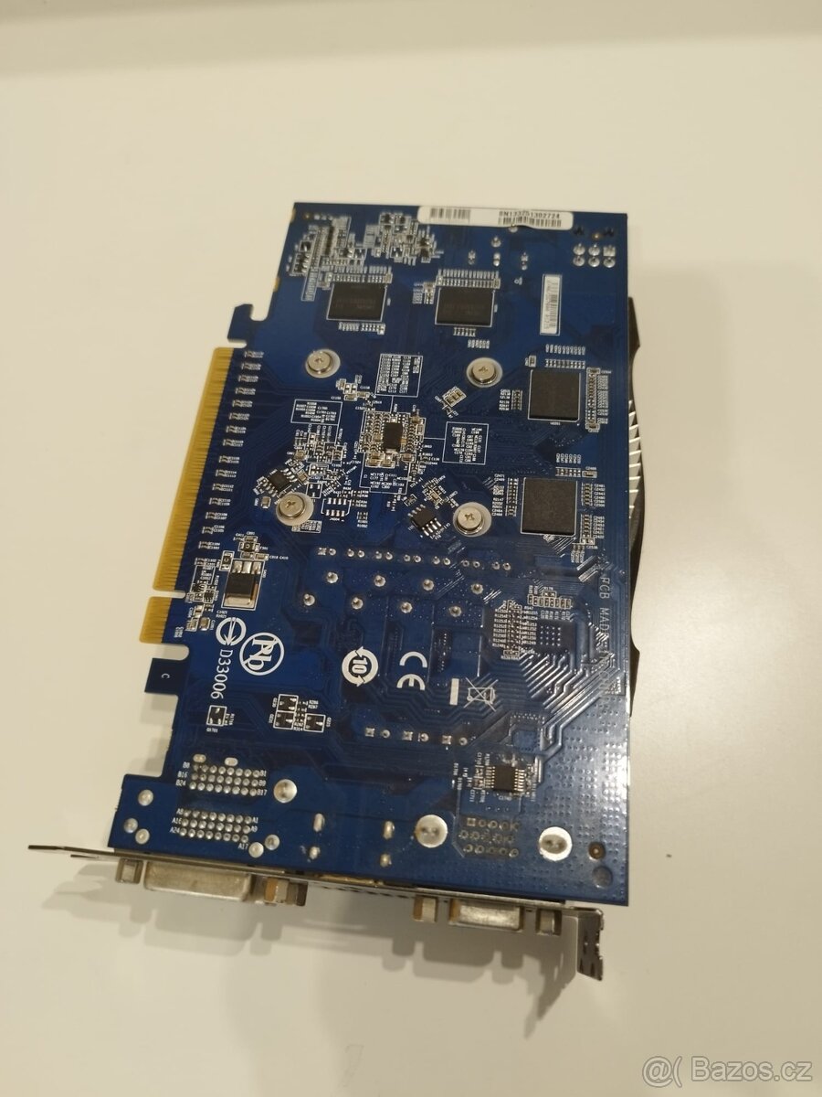 AMD Radeon HD7770 - 3